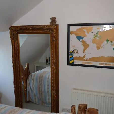 Top Floor Central 2 Bedroom Lägenhet Bristol